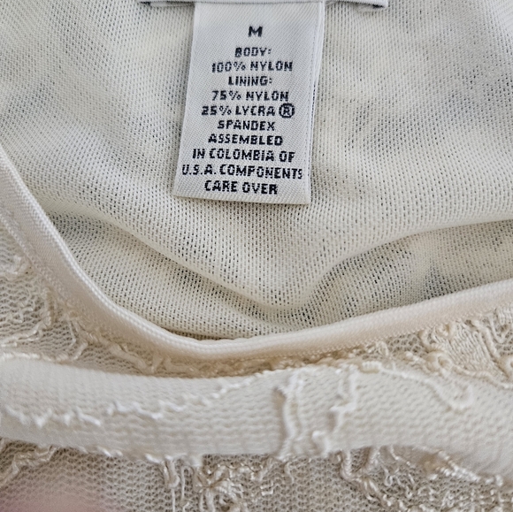 Ann Taylor Lace Overlay Top - Picture 4 of 6